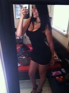 Olivia cherche une personne pour passer du bon temps