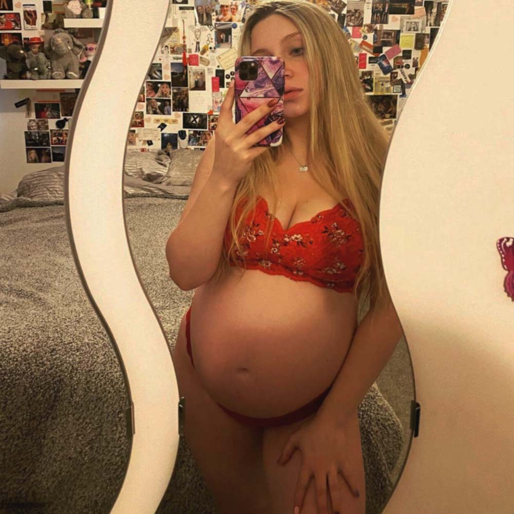 Prend rendez-vous avec cette coquine qui veut un plan Q